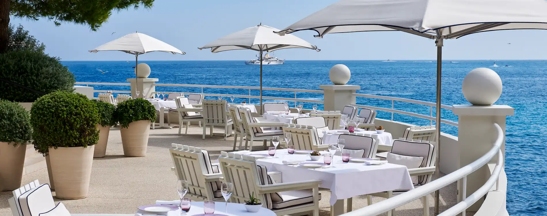 Restaurant Elsa in Monaco, overlooking the Mediterranean and set right on Monte-Carlo Beach.