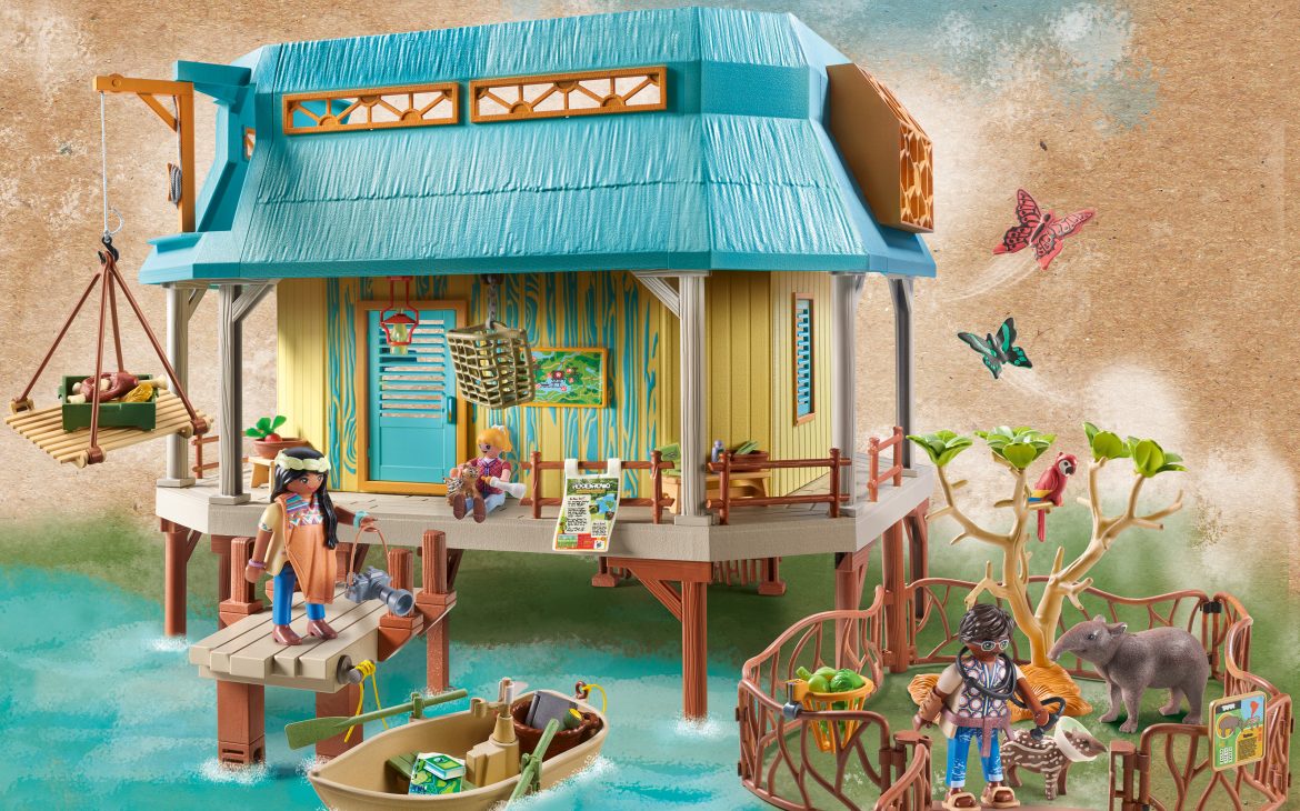 Playmobil Wiltopia animal care station in the Amazon rainforest