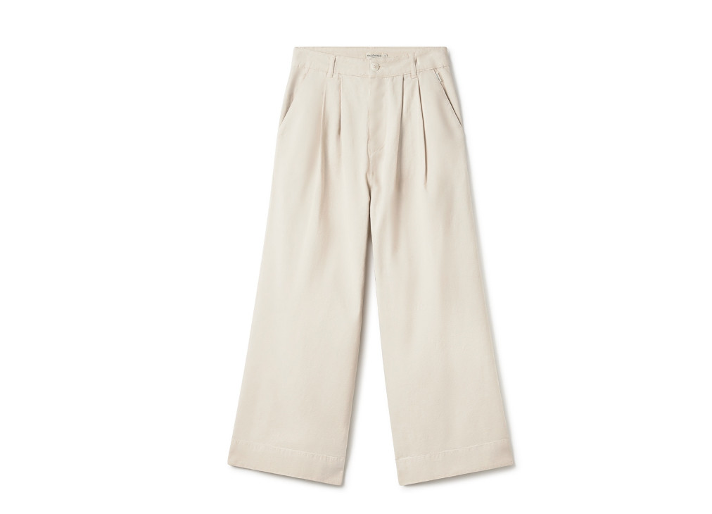 Sandhamm trousers, wide leg and high waist: €139