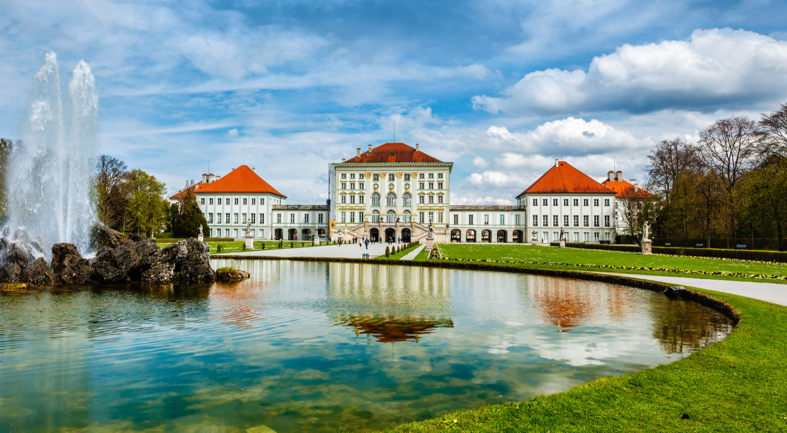 Nymphenburg Palace © Dmitry Rukhlenko / Canva