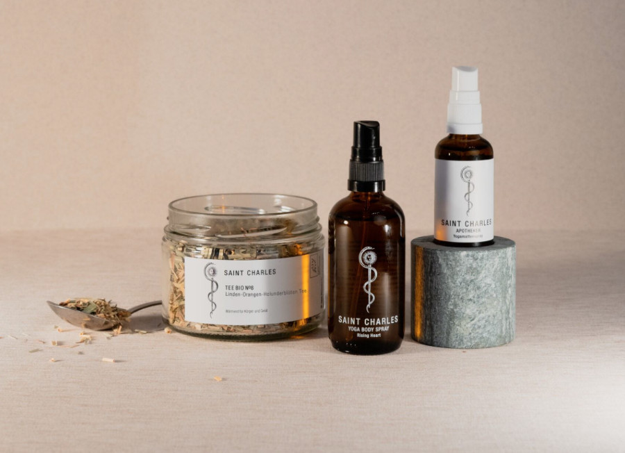 ©Saint Charles - Yoga Essentials Set 47,80 Euro