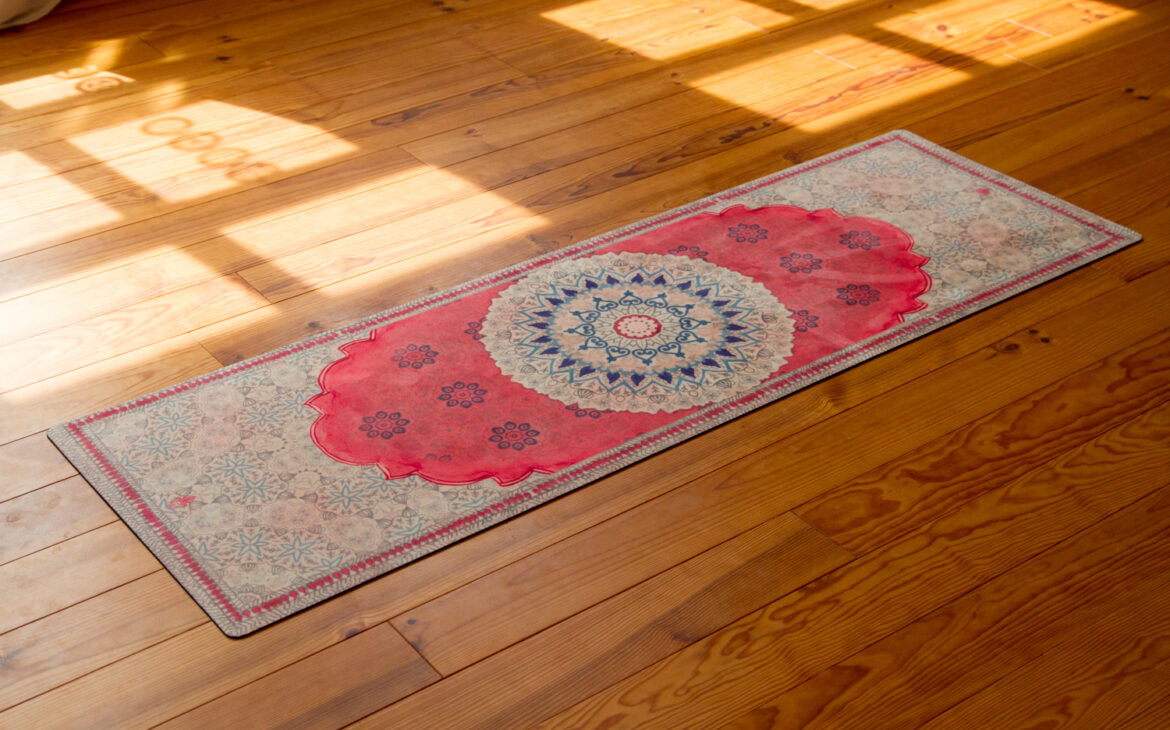 © MalaYoga — Mala Hybrid Flying Carpet yoga mat in biodegradable natural rubber, €89.00